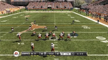 NCAA Football 11 screen shot game playing